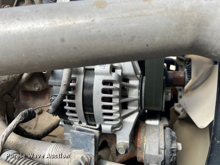 image for item MM9087 2005 GMC T7500  street sweeper truck