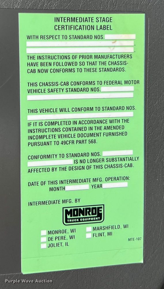 image for item MM9087 2005 GMC T7500  street sweeper truck