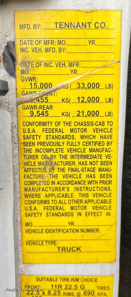 image for item MM9087 2005 GMC T7500  street sweeper truck