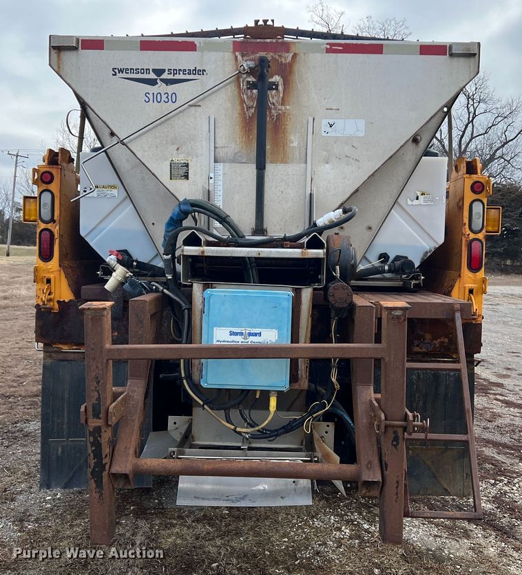 image for item MM9088 2006 International 7400  dump truck