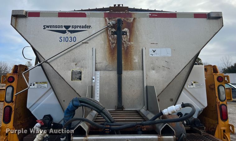 image for item MM9088 2006 International 7400  dump truck