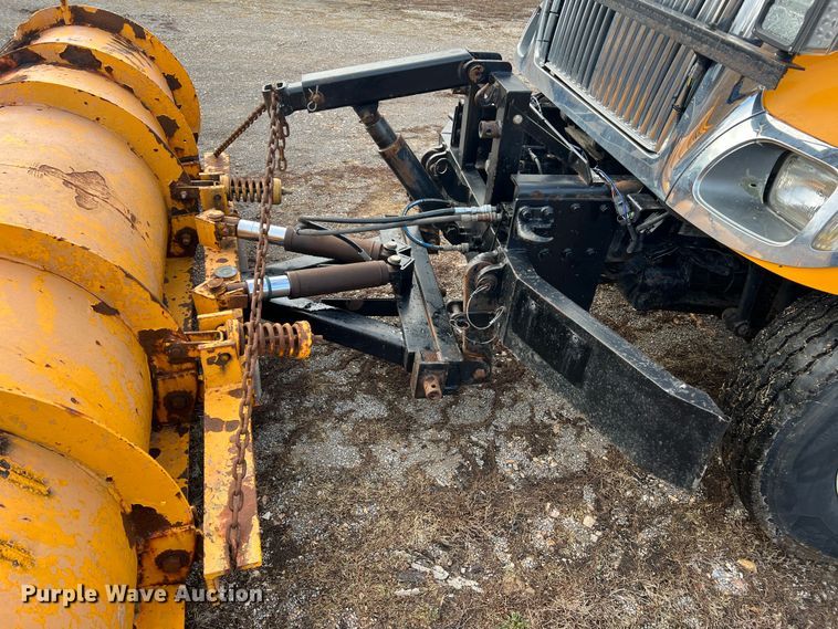 image for item MM9088 2006 International 7400  dump truck