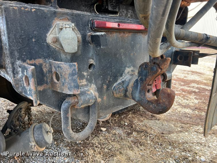 image for item MM9088 2006 International 7400  dump truck