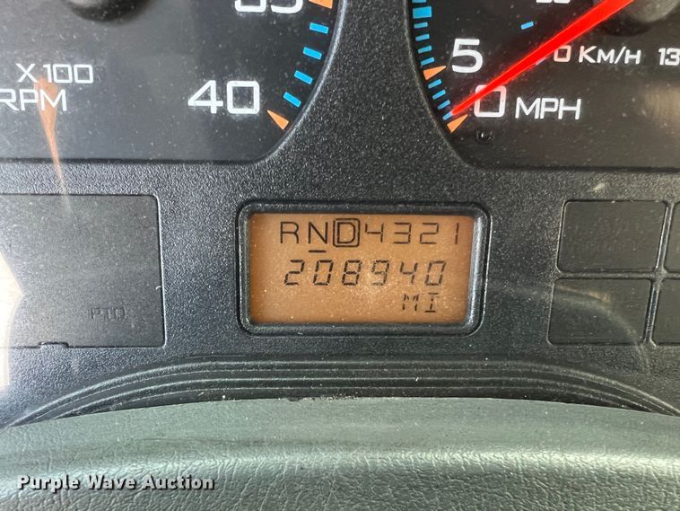 image for item MM9088 2006 International 7400  dump truck