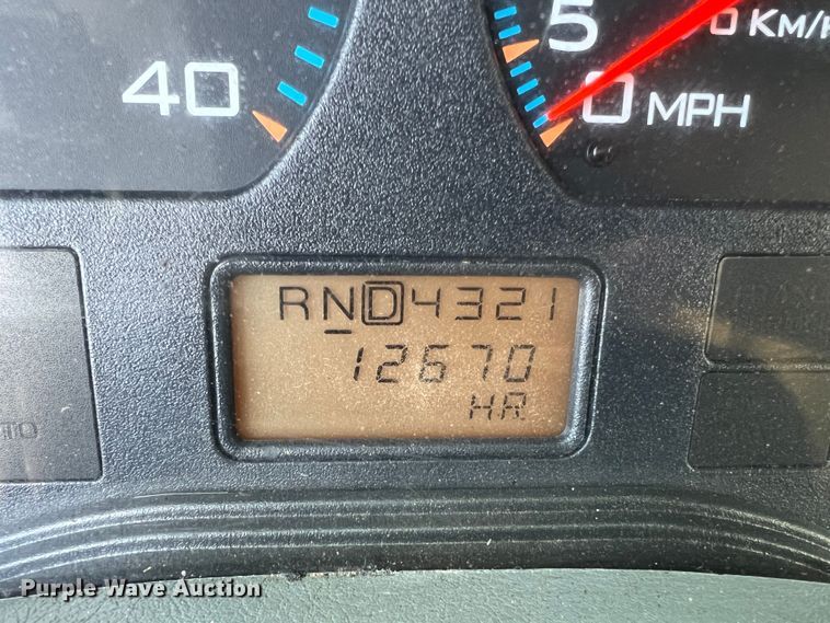 image for item MM9088 2006 International 7400  dump truck