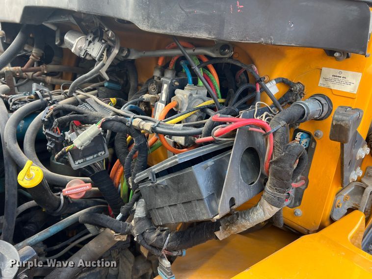 image for item MM9088 2006 International 7400  dump truck