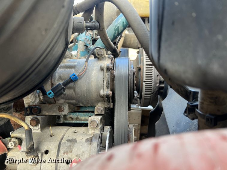 image for item MM9088 2006 International 7400  dump truck