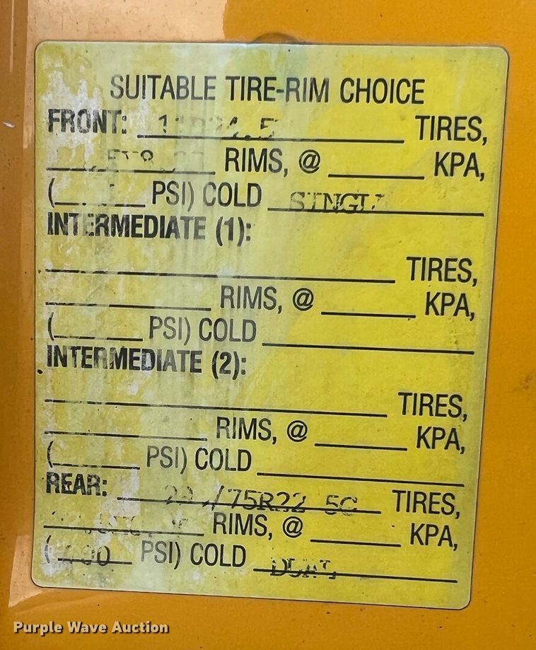 image for item MM9088 2006 International 7400  dump truck