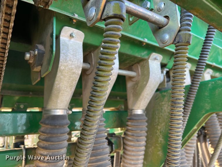 image for item MM9100 Great Plains 706NT  no-till grain drill