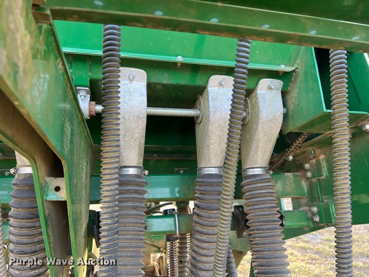 image for item MM9100 Great Plains 706NT  no-till grain drill