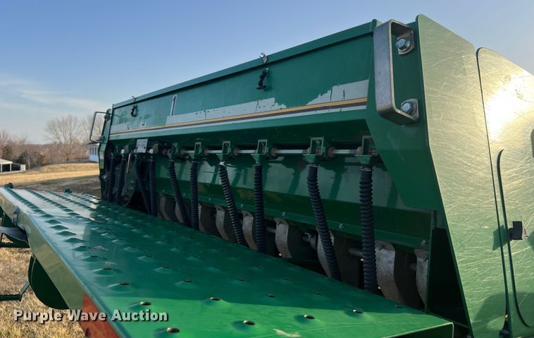 image for item MM9100 Great Plains 706NT  no-till grain drill