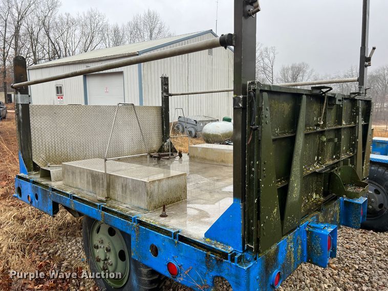 image for item MM9106 1980 US Military M103-A3  utility trailer