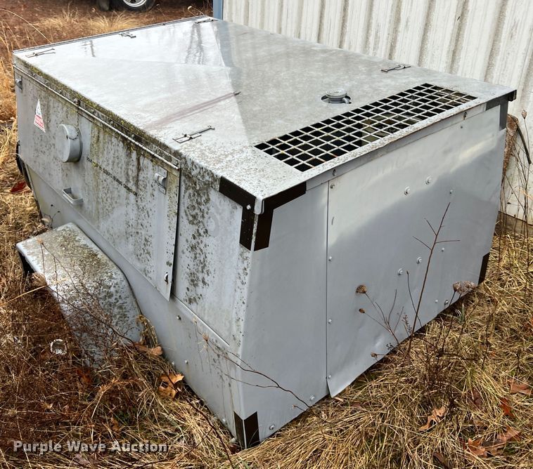 image for item MM9108 1992 US Military 13M125RPDQ  air compressor