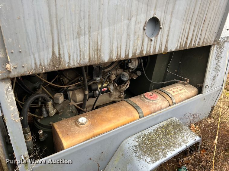 image for item MM9108 1992 US Military 13M125RPDQ  air compressor