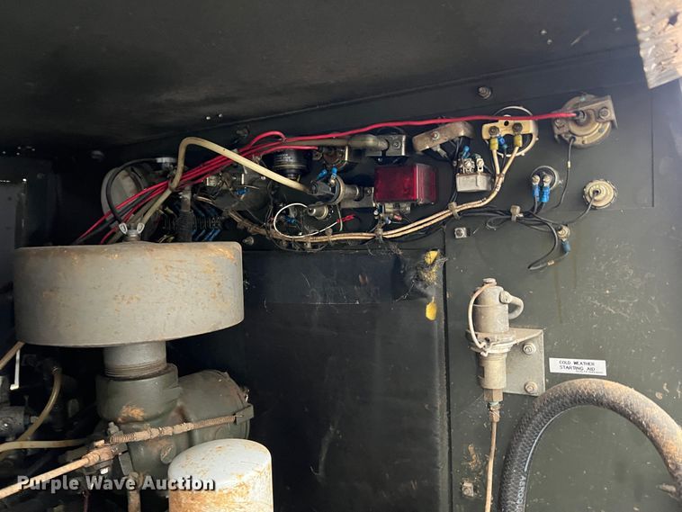 image for item MM9108 1992 US Military 13M125RPDQ  air compressor