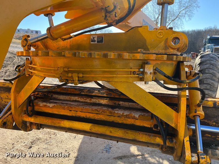 image for item MM9112 1993 Champion 720A Series III  motor grader