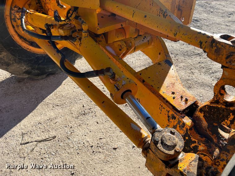 image for item MM9112 1993 Champion 720A Series III  motor grader