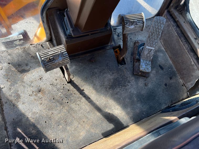 image for item MM9112 1993 Champion 720A Series III  motor grader