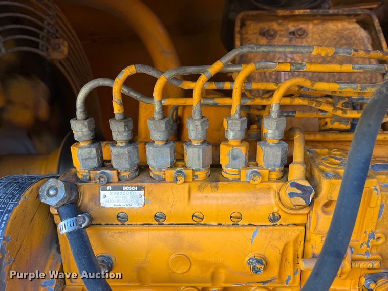 image for item MM9112 1993 Champion 720A Series III  motor grader