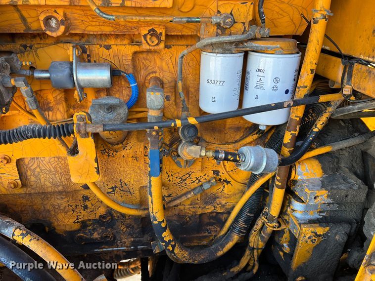 image for item MM9112 1993 Champion 720A Series III  motor grader