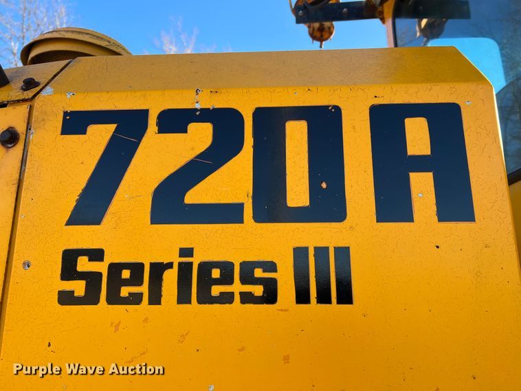 image for item MM9112 1993 Champion 720A Series III  motor grader