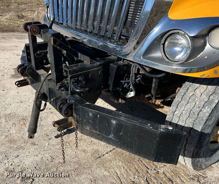 image for item MM9114 2009 International WorkStar 7400  dump truck