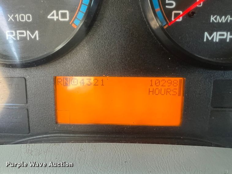 image for item MM9114 2009 International WorkStar 7400  dump truck