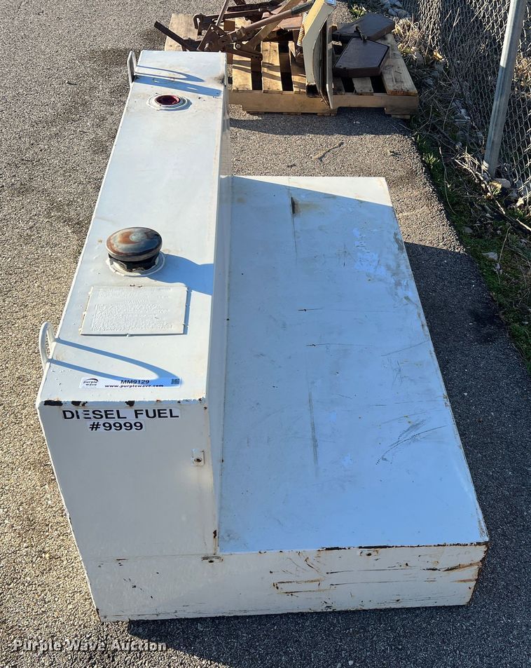 image for item MM9129 Delta 480000  fuel transfer tank