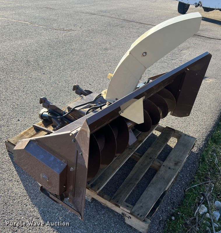 image for item MM9131 Grasshopper 512  snow blower attachment