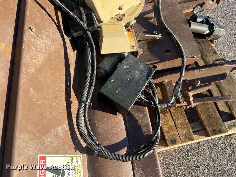 image for item MM9131 Grasshopper 512  snow blower attachment