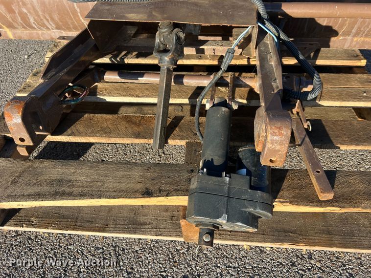 image for item MM9131 Grasshopper 512  snow blower attachment