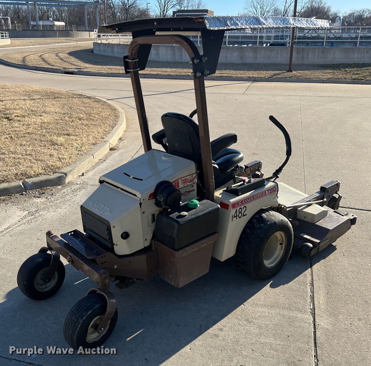 image for item MM9133 Grasshopper 725DT6  ZTR lawn mower