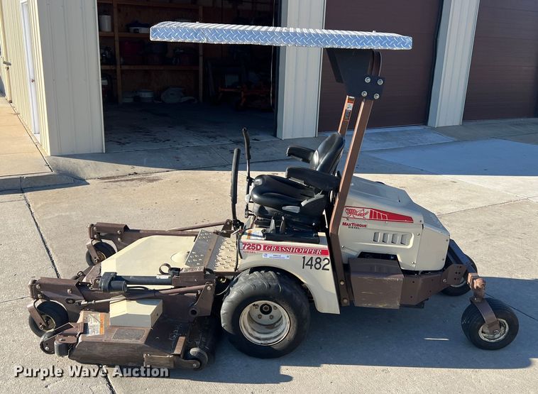 image for item MM9133 Grasshopper 725DT6  ZTR lawn mower