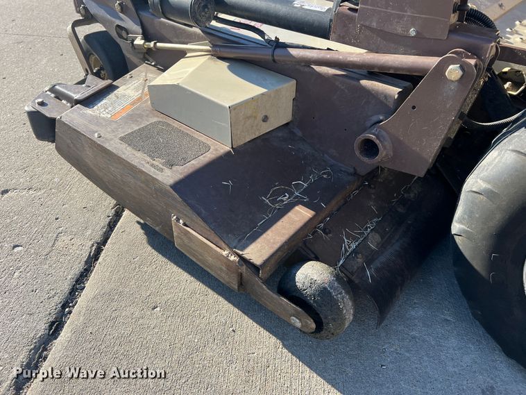 image for item MM9133 Grasshopper 725DT6  ZTR lawn mower