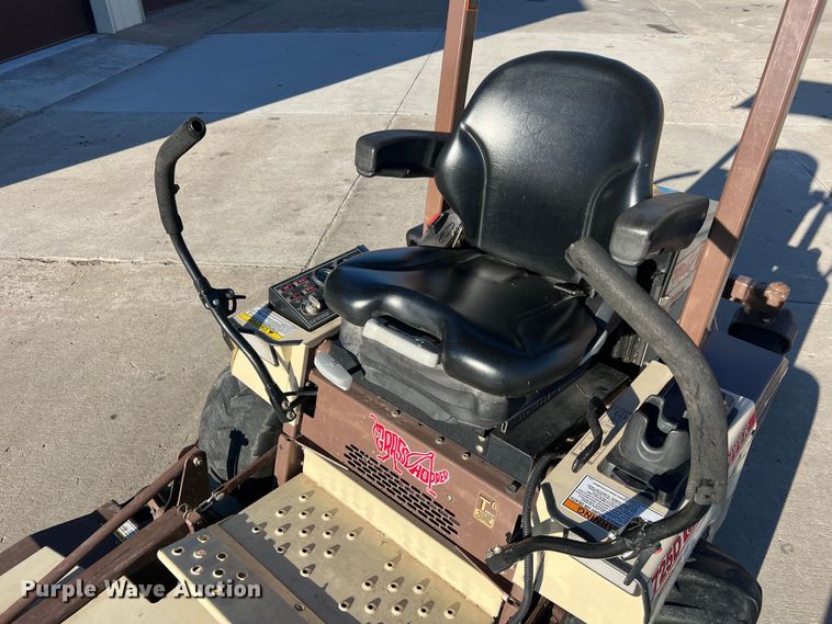 image for item MM9133 Grasshopper 725DT6  ZTR lawn mower