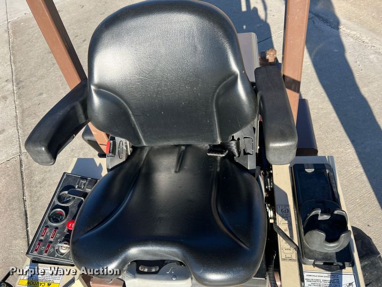 image for item MM9133 Grasshopper 725DT6  ZTR lawn mower