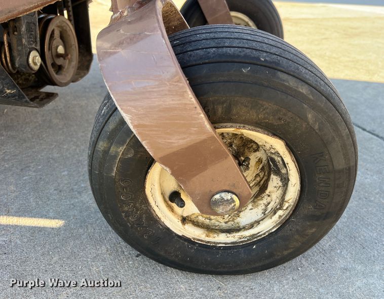 image for item MM9133 Grasshopper 725DT6  ZTR lawn mower