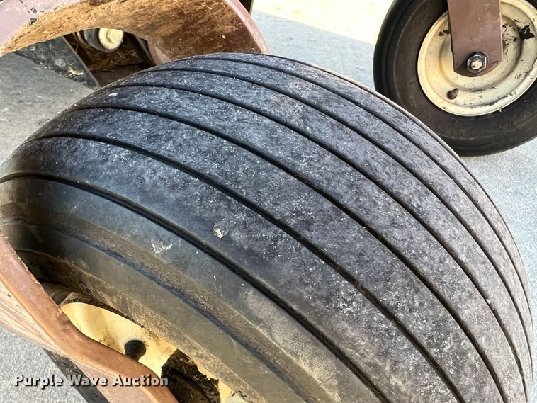 image for item MM9133 Grasshopper 725DT6  ZTR lawn mower