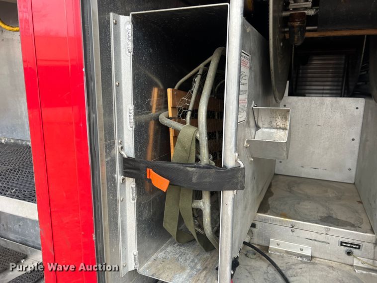 image for item MM9153 2005 Spartan Advantage Pumper  pumper fire truck