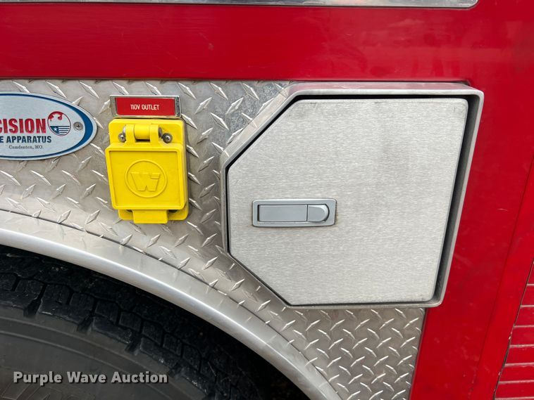 image for item MM9153 2005 Spartan Advantage Pumper  pumper fire truck