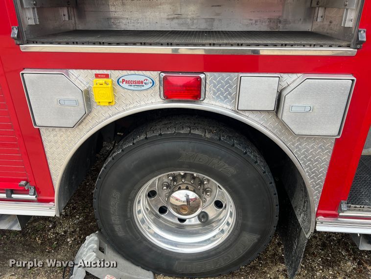 image for item MM9153 2005 Spartan Advantage Pumper  pumper fire truck