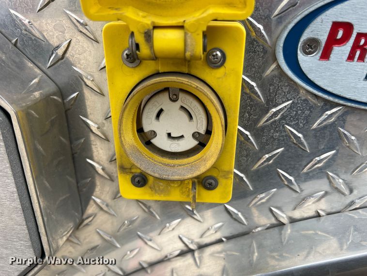 image for item MM9153 2005 Spartan Advantage Pumper  pumper fire truck