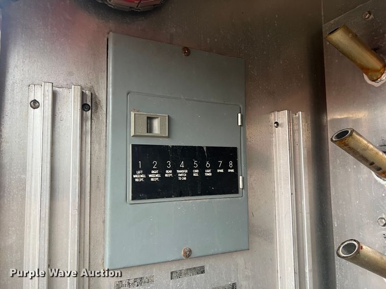 image for item MM9153 2005 Spartan Advantage Pumper  pumper fire truck