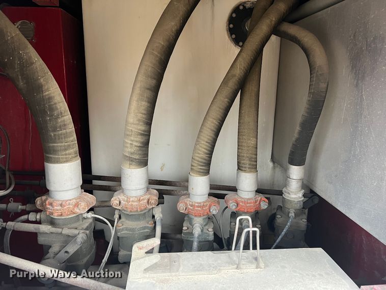 image for item MM9153 2005 Spartan Advantage Pumper  pumper fire truck