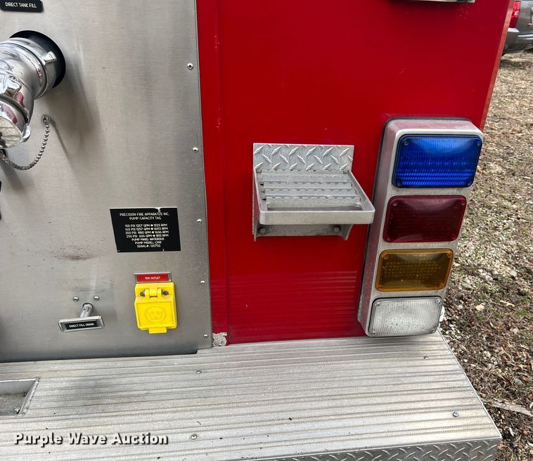 image for item MM9153 2005 Spartan Advantage Pumper  pumper fire truck