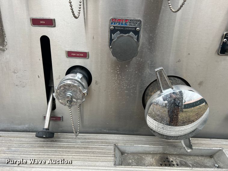 image for item MM9153 2005 Spartan Advantage Pumper  pumper fire truck