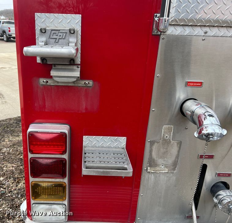 image for item MM9153 2005 Spartan Advantage Pumper  pumper fire truck