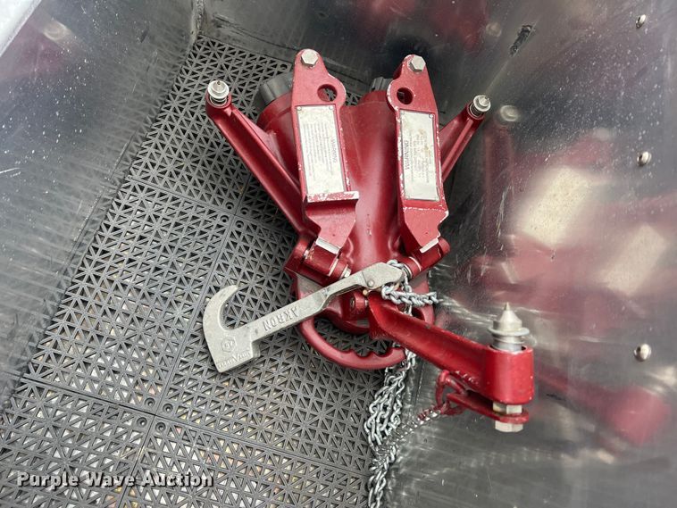 image for item MM9153 2005 Spartan Advantage Pumper  pumper fire truck