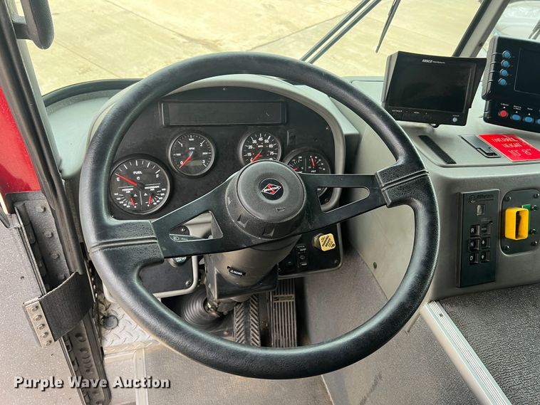 image for item MM9153 2005 Spartan Advantage Pumper  pumper fire truck