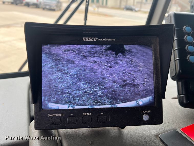 image for item MM9153 2005 Spartan Advantage Pumper  pumper fire truck